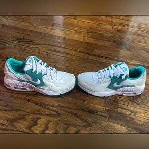 Nike Women's WMNS NIKE AIR MAX EXCEE
PURE PLATINUM/DOLL